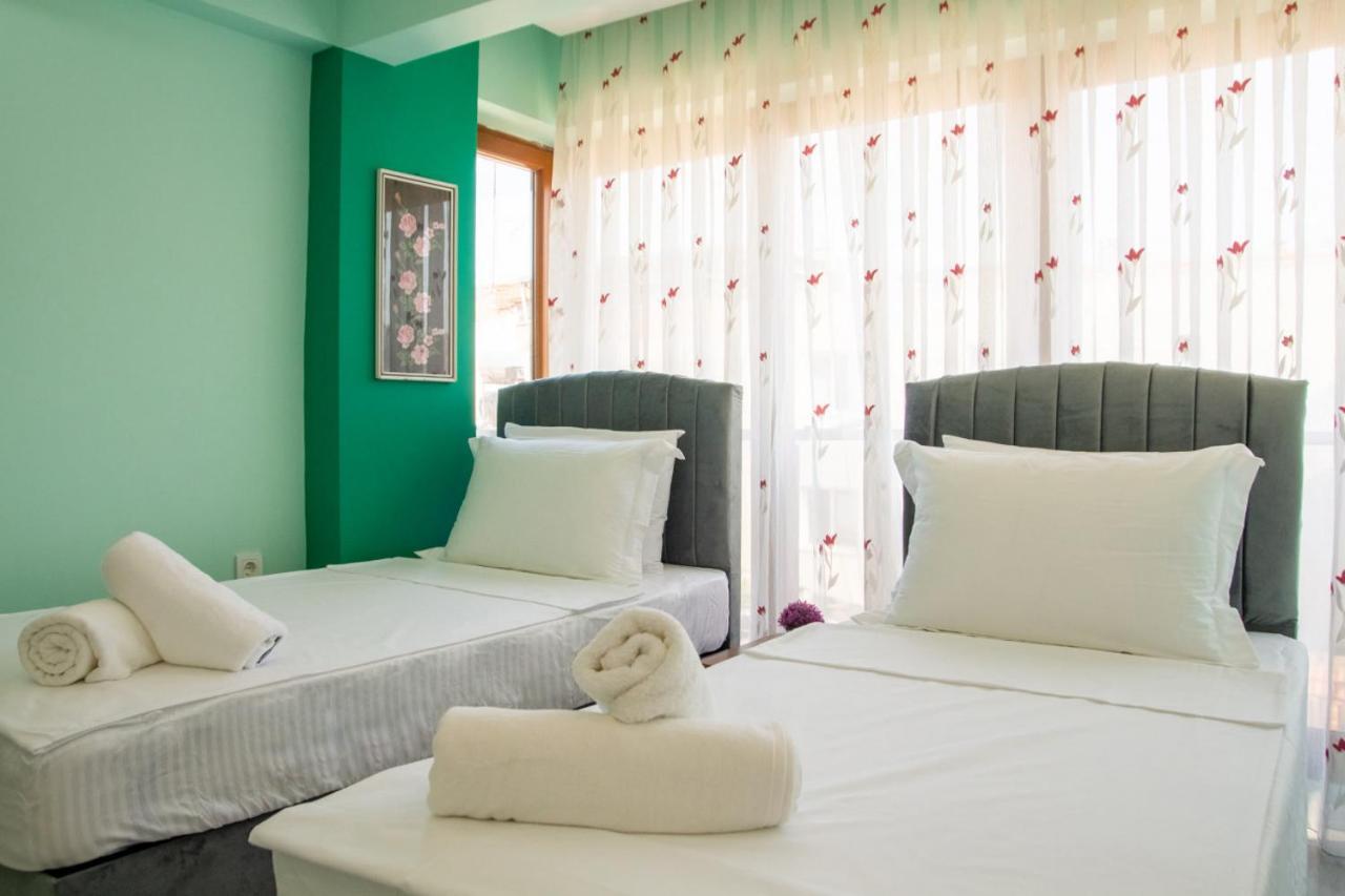 Flat With Great View And Central Location In Konak Izmir Bagian luar foto
